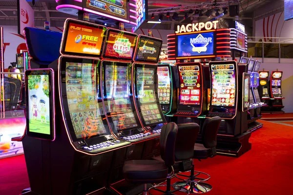 kansas4d slot lobby showing Wild Coaster, Gates of Olympus, Mahjong Ways, and other titles in a grid layout